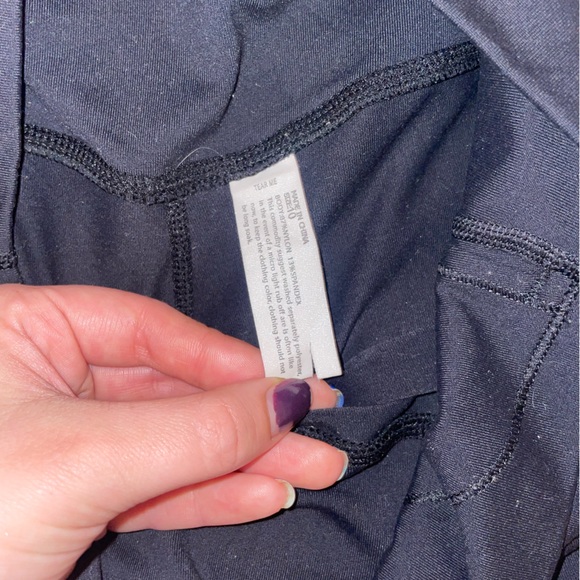 Lulu lemon leggings - Picture 3 of 4